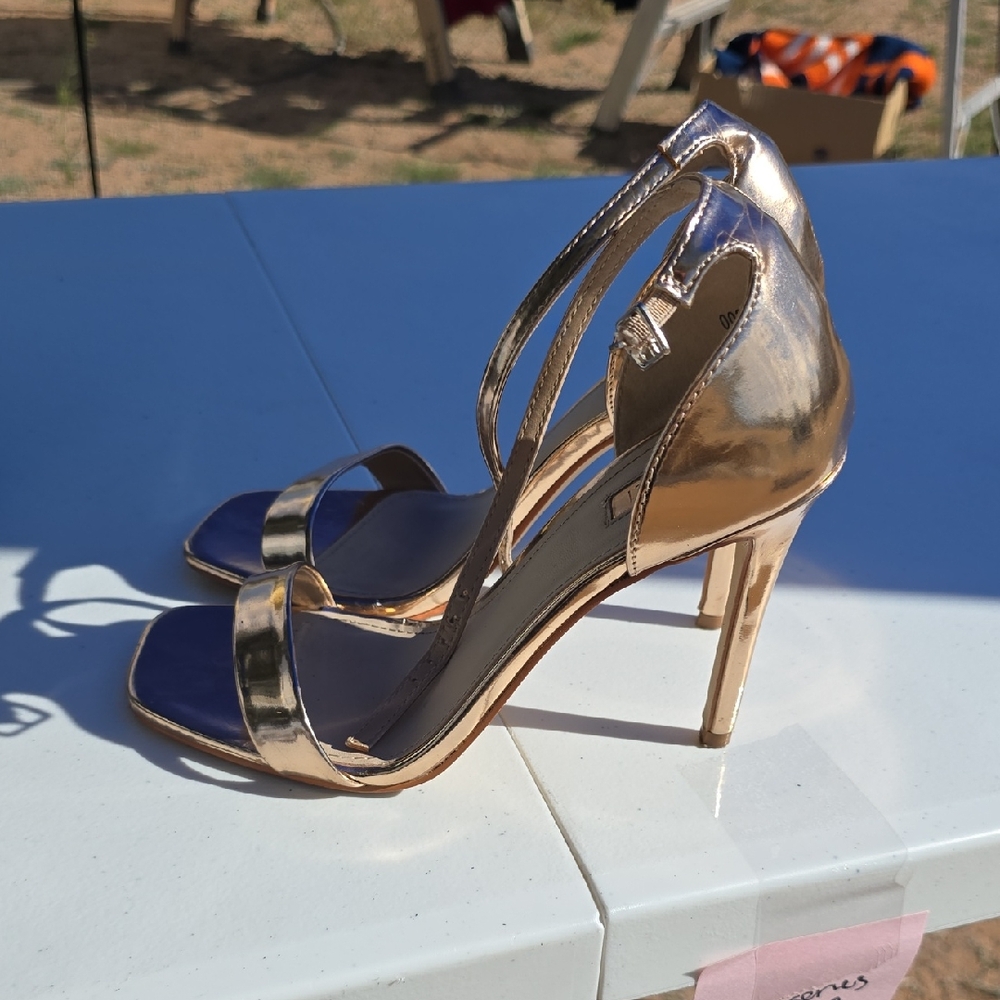 Forever 21 Shiny Gold Heels